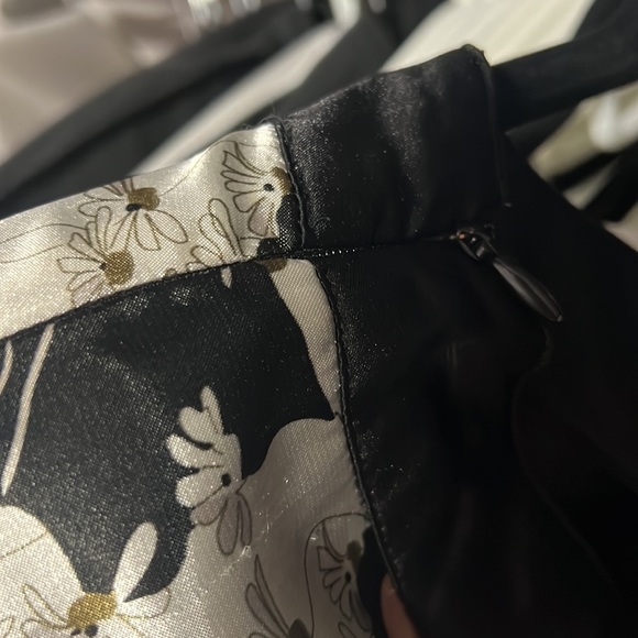 Floral Skirt - Picture 4 of 4